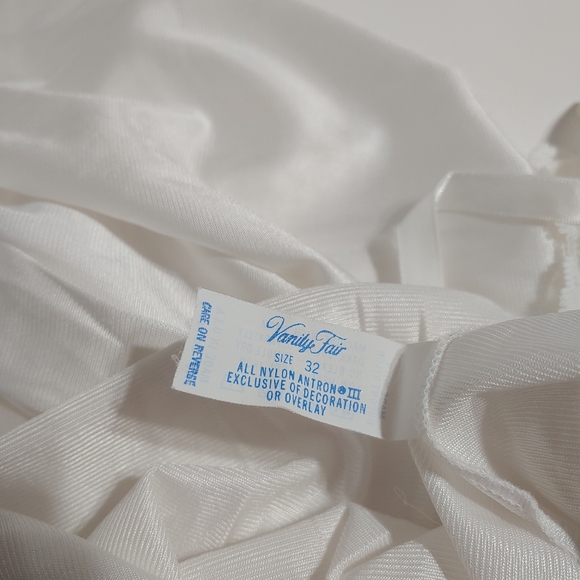 Slips - Picture 8 of 9